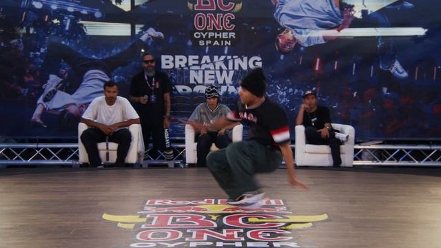 B-Boy Grazy vs. B-Boy Assasin Cris | Final | Red Bull BC One Cypher Spain 2023 смотреть онлайн
