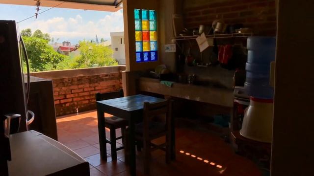 ДЕНЬ ИЗ ЖИЗНИ В МЕКСИКЕ. Бесплатное жилье в путешествии смотреть онлайн