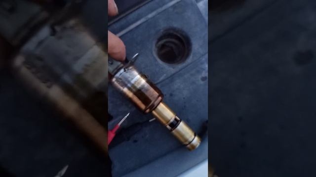 Electrovanne déphaseur arbre à came Megane 2 essence смотреть онлайн