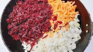 Борщ с пекинской капустой