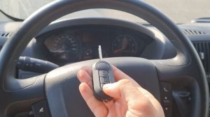 Ключ Ситроен Джампер сделать дубликат чип ключа зажигания в Минске. Citroen Jumper купить ключ