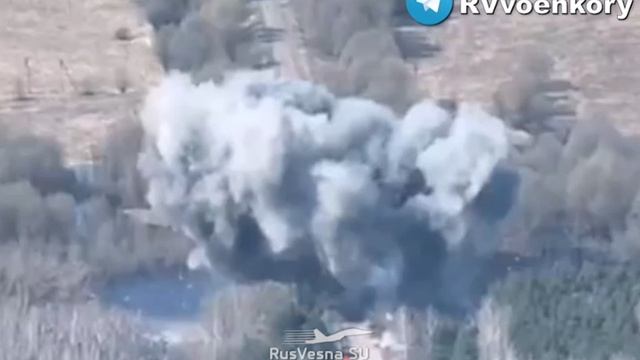 Удар по мосту в Черниговской области с другого ракурса/Strike at the bridge in Chernigov region