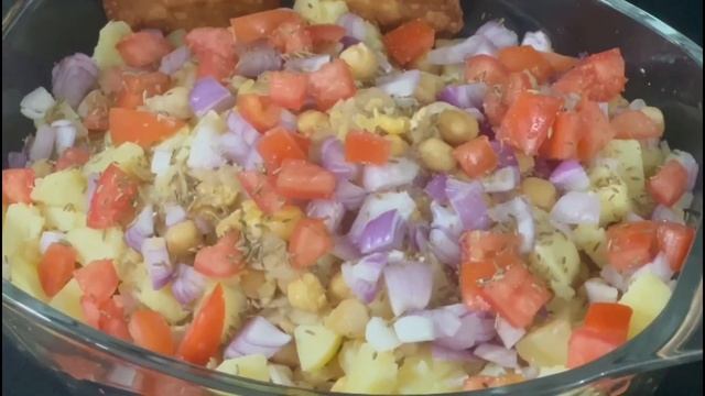 Chana chaat recipe by [Kitchen with Maryam] Chana chaat banany ka tariqa #easy @kitchenwithmaryam72 смотреть онлайн