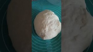 Мясо, овощи. Горшочки из дрожжевого теста.