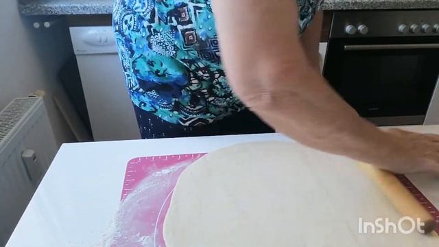 Очень вкусные нежные творожные рогалики. смотреть онлайн