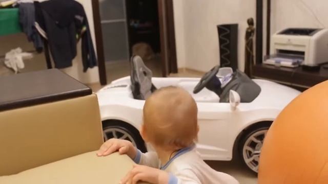 Детский электромобиль Audi