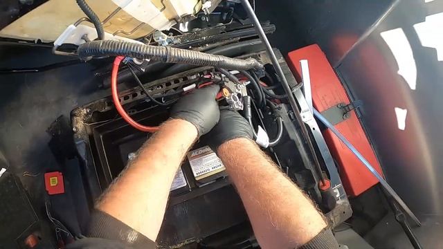 How to fix - Ford 2020 Transit 250 connect battery смотреть онлайн