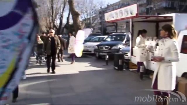 Helen Harper Roadshow смотреть онлайн