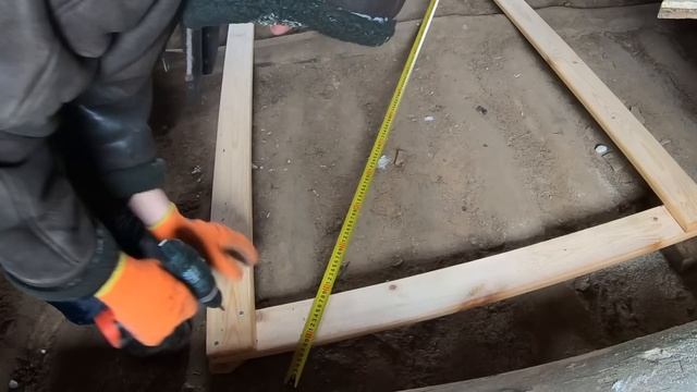 "Козла" собрал. Как правильно хранить доски? / Из Москвы в деревню 36 смотреть онлайн