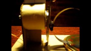 Vibrating motor / Вибрационный двигатель