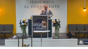 En la Zaranda pero en Victoria - Evangelista Fernando Moreno