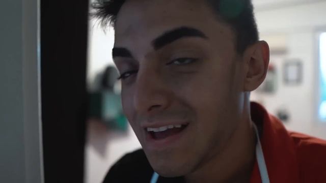 GERÇEK HAYATTA ŞEYTANIN BEBEĞİ BABY İN YELLOW OYNADIM FATİH CAN AYTAN смотреть онлайн