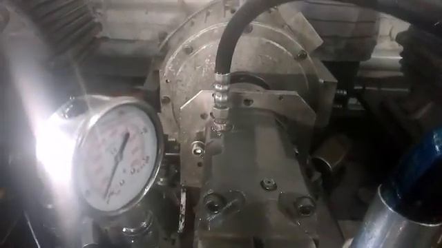 HPV105 с Claas MEGA 208 - Ремонт/испытание гидронасоса