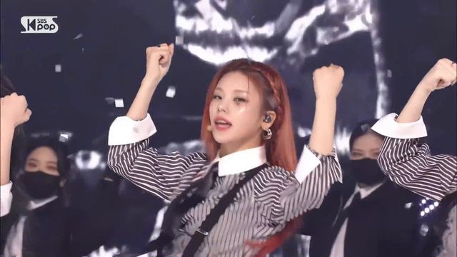 (ITZY) (DALLA DALLA) CAKE смотреть онлайн