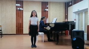 Топуриди Элмас - Швейц.нар.песня "Садовница короля"