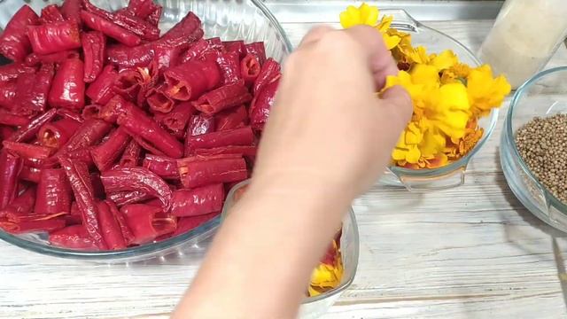 Острая грузинская АДЖИКА с бархатцами-пикантная добавка к вашим блюдам и маринадам!!
