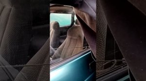 Как открыть дверь ваз 2110.(если ключи внутри)