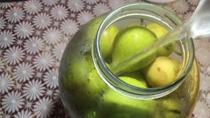 Компот из груш или яблок - самый быстрый и простой рецепт