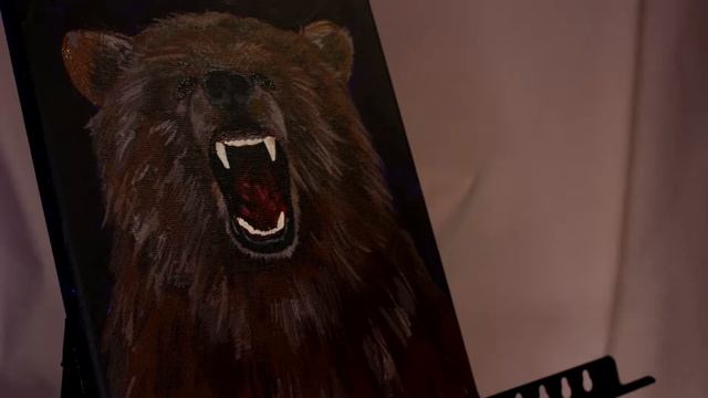 Рисую на холсте акрилом бурого медведя. Speedpaint. смотреть онлайн