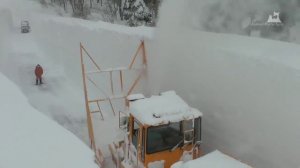 Уборка снега в префектуре Аомори, Япония