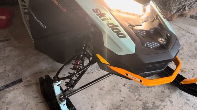 Skidoo 900 Turbo R cold start. 2024 Skidoo Expedition Exteme
