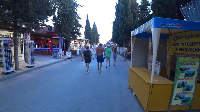 КРЫМ. СУДАК. СТОЛОВАЯ ЕДА. ПЕРСОНАЛА МНОГО, А ТОЛКУ МАЛО. КИПАРИСОВАЯ АЛЛЕЯ. смотреть онлайн