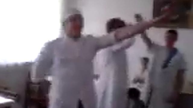 мясники в столовой.3gp смотреть онлайн