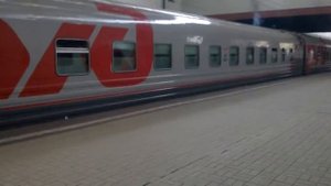 Тепловоз ЧМЭ3-1334 с поездом№13 Москва-Челябинск "Южный Урал"