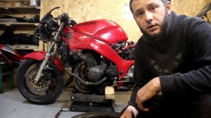 Восстановление Suzuki RF400 - Замена подшипников колес, пластик