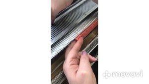 Работа с деккером на вязальной машине.