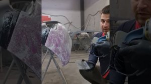 Нанёс смывку краски на бампер, показываю как она на нем сработала.