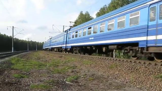 Электропоезд ЭД9М-0210 сообщением Суземка - Брянск-1