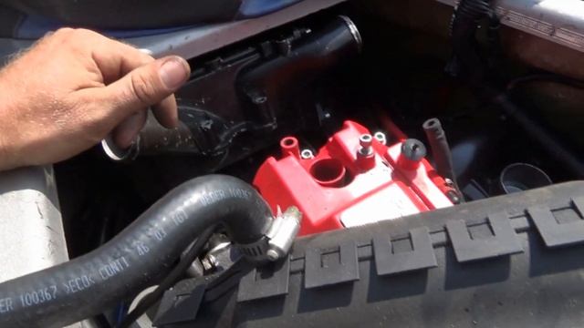 Гидроцикл POLARIS 150. Вставляем мотор ЧАСТЬ 1.mp4 смотреть онлайн