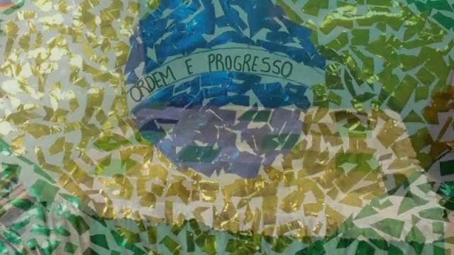 colcha de retalhos.wmv смотреть онлайн