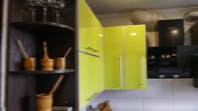 Кухня с рамочными фасадами. смотреть онлайн