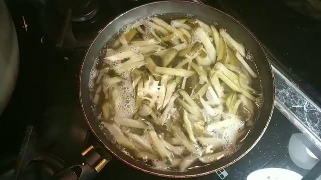 Бефстроганов. С  маринованными огурцами рецепт за 3 минуты