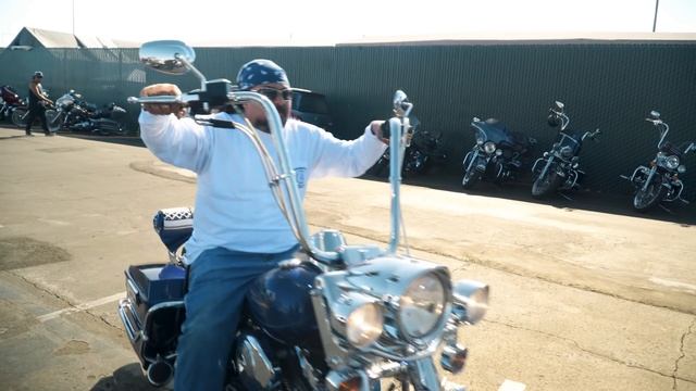 The Family Run 2017 смотреть онлайн