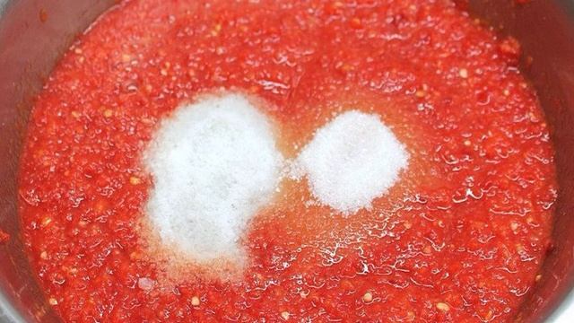 Хреновая закуска из помидор