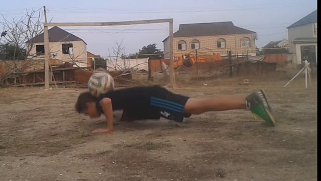 ВЫПОЛНЯЮ ЗАДАНИЕ ОТ ПОДПИСЧИКОВ(4)!!!ОТЖИМАНИЕ С МЯЧОМ!!! смотреть онлайн