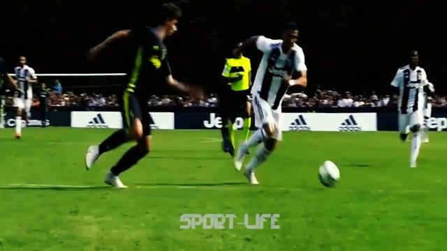 ЧТО ТВОРИТ РОНАЛДУ В ЮВЕНТУСЕ НА ТРЕНИРОВКАХ!Ronaldo in JUVE! смотреть онлайн