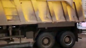 10.11.2011. Грузовой автомобиль 'Dongfeng-DFL3251A'.