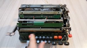 Электромеханический арифмометр ВК-2