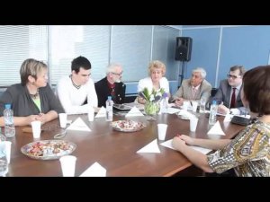 В чем отличие искусственно зачатый ребенок, от естественно рожденного и естественно зачатого