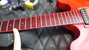 Look At This Fretboard!!! | 2022 Gibson Original Modified Bigger Red ES-335 Satin Review