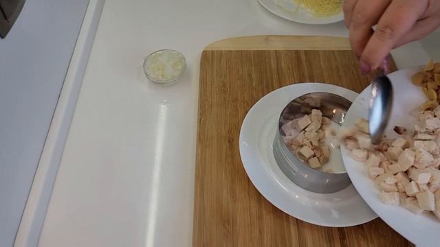 Вкусный салат к новогоднему столу!!!🎅 смотреть онлайн