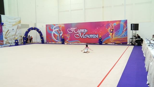 Верочка, 6 лет, 2 юношеский разряд.  #Verochka #Verochkashow #stretching