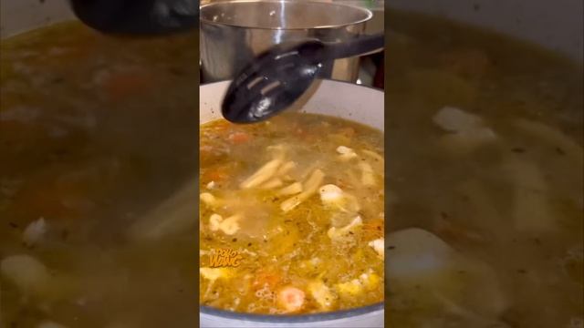 Chicken Noodle Soup by Pollo Wang смотреть онлайн