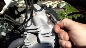про клапана на bajaj boxer 125x
