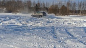 Lexus RX300 winter drift in 4k