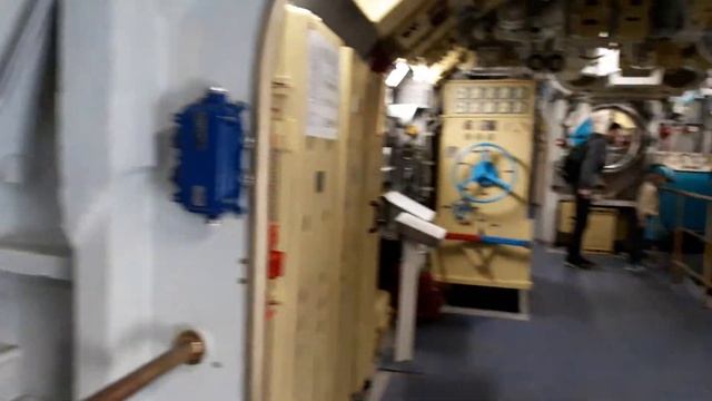 Подводная лодка! (Часть 2) смотреть онлайн